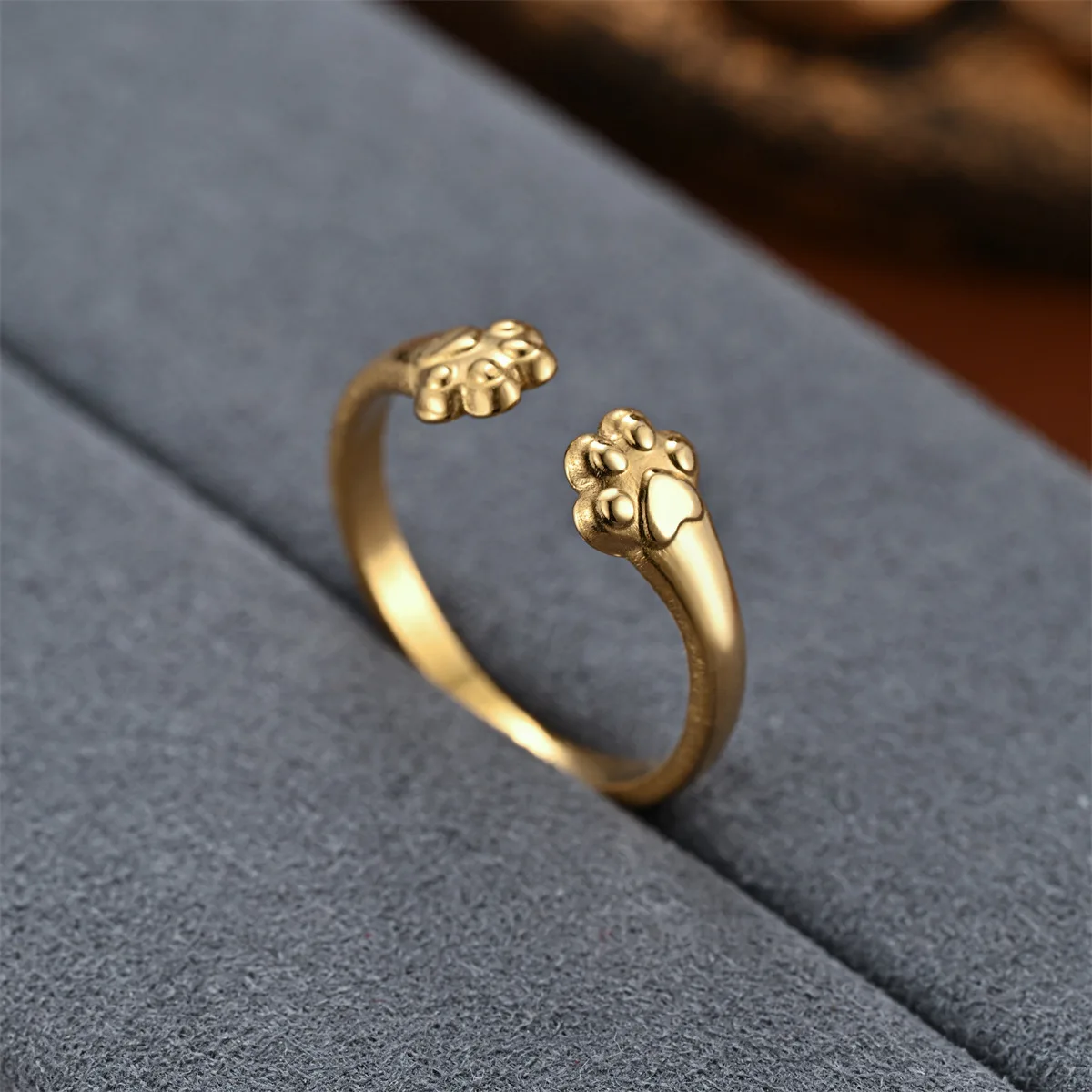 Adjustable Cat Paw Open Ring — product detail 2