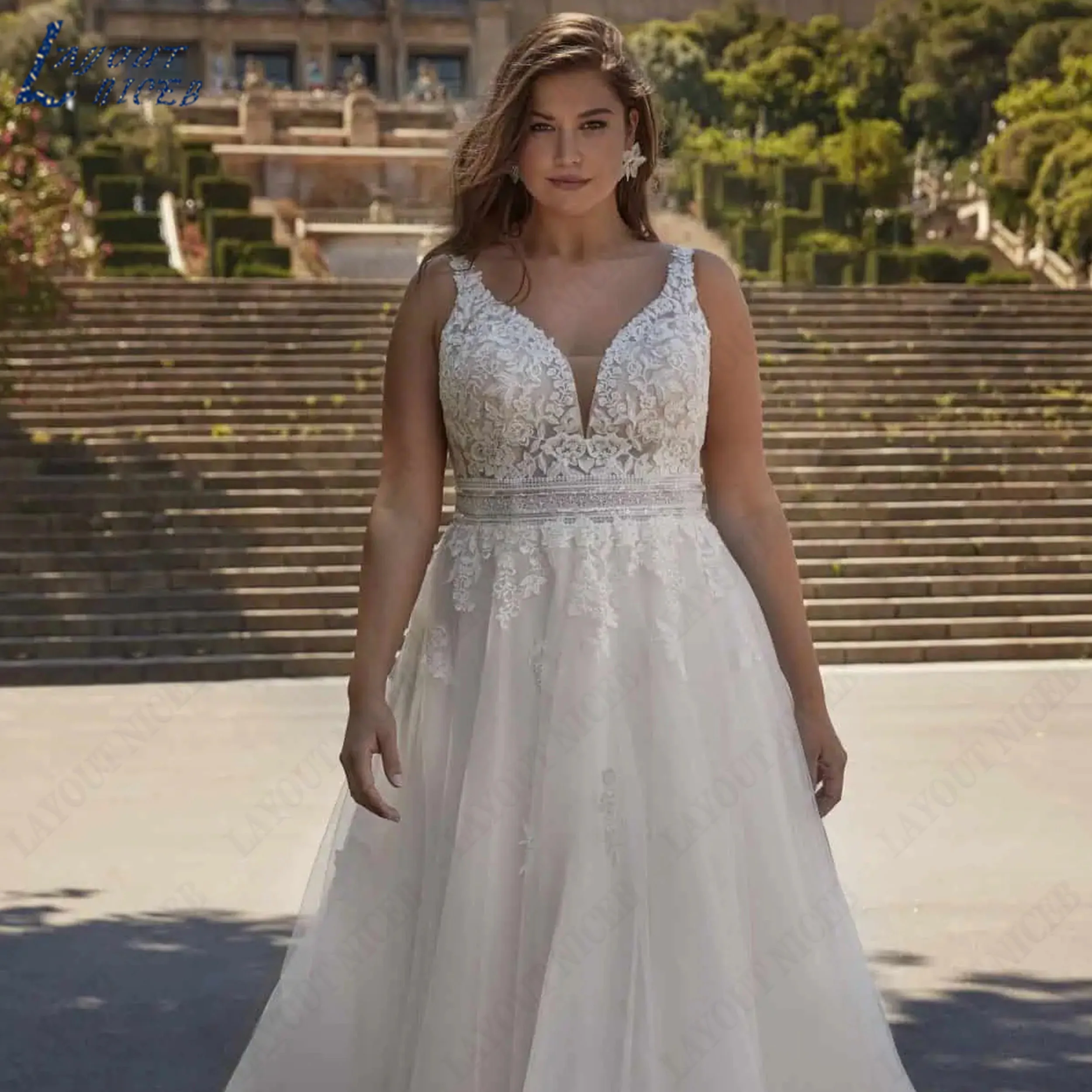 LAYOUT NICEB Customized V Neck Sleeveless Floral Lace Applique Plus Size Tulle Wedding Dress U Back A Line Elegant Bridal Gown