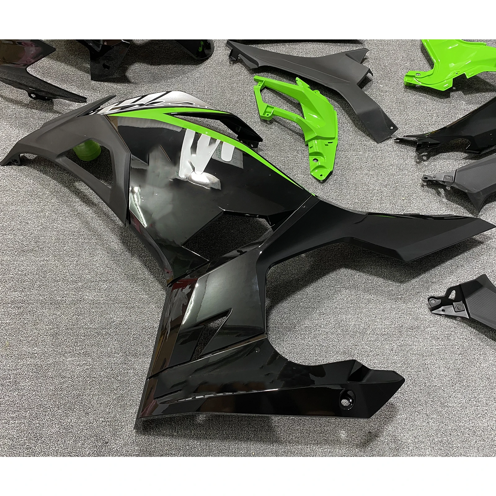 For Ninja250 400 2018 2019 2020 2021 2022 2023 2024 Injection ABS Plastics Full Fairings Kit Mold Replace NINJA 400 Black C