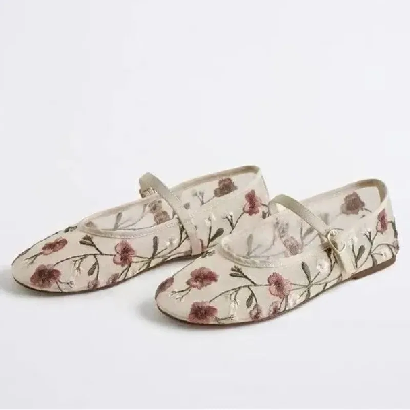 

Embroidery Elegant Mesh Ballet Flats Women Breathable Comfort Casual Sandals Buckle Round Toe Brand Design Beach Shoes Women