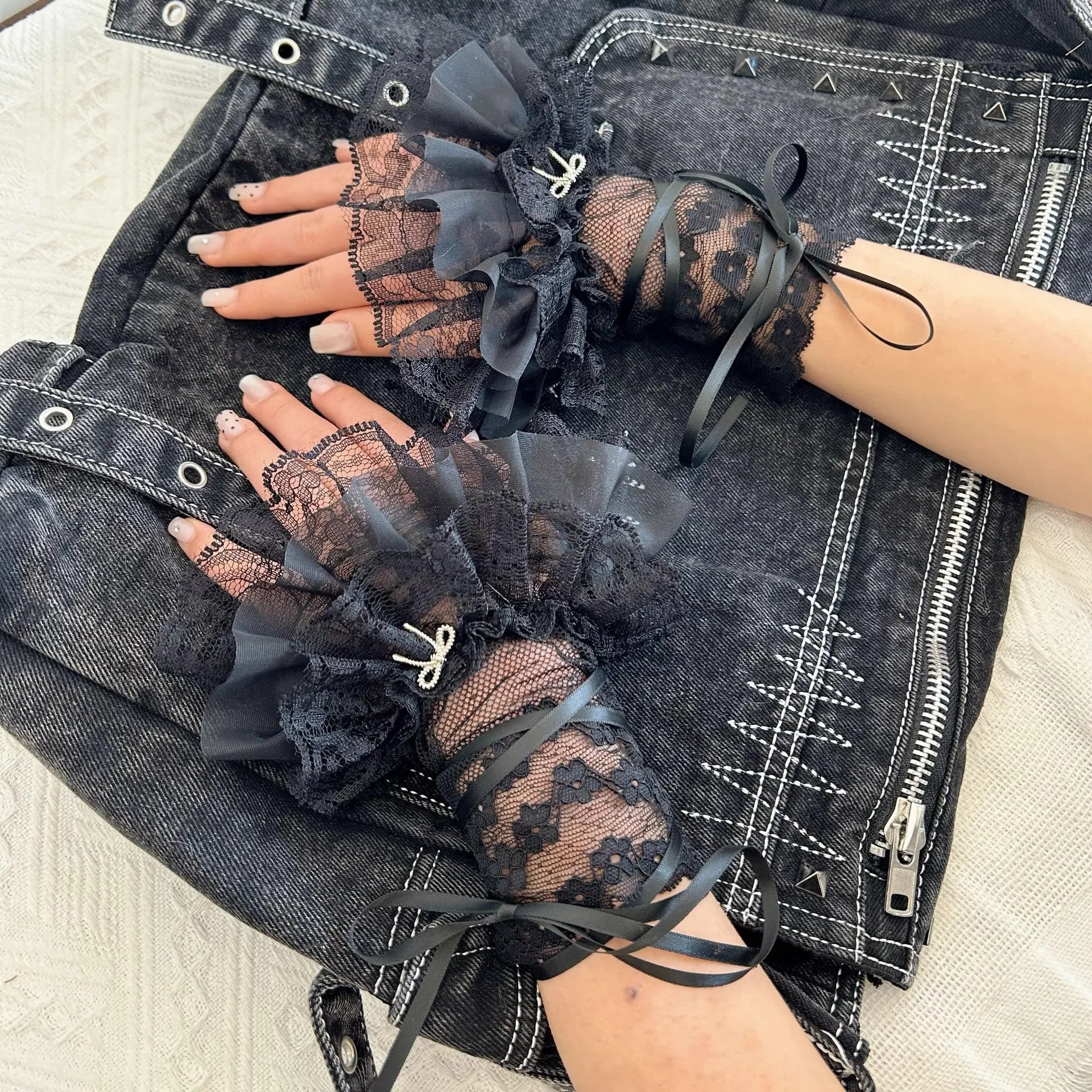 Premium Lace Mesh Arm Sleeves Breathable Soft Lightweight Stretchy Bow Decorative Lolita Style for Summer Women Chic