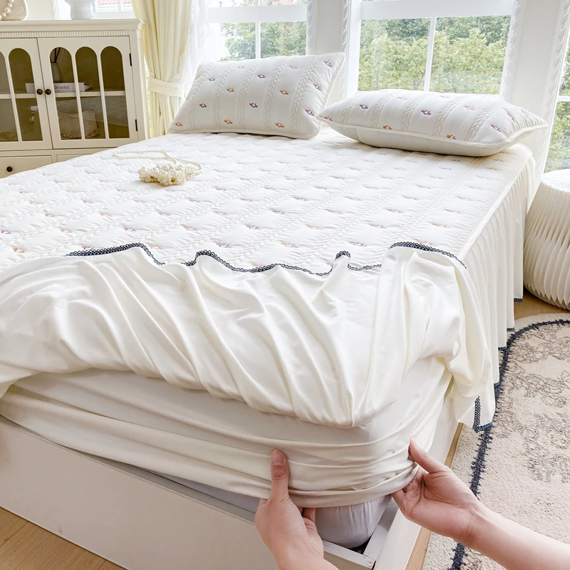 1pc Quilted Thickness Mattress Cover with Skirt Embroidered Mattress Protector Solid Color Bed Skirt cubre colchón  매트리스 커