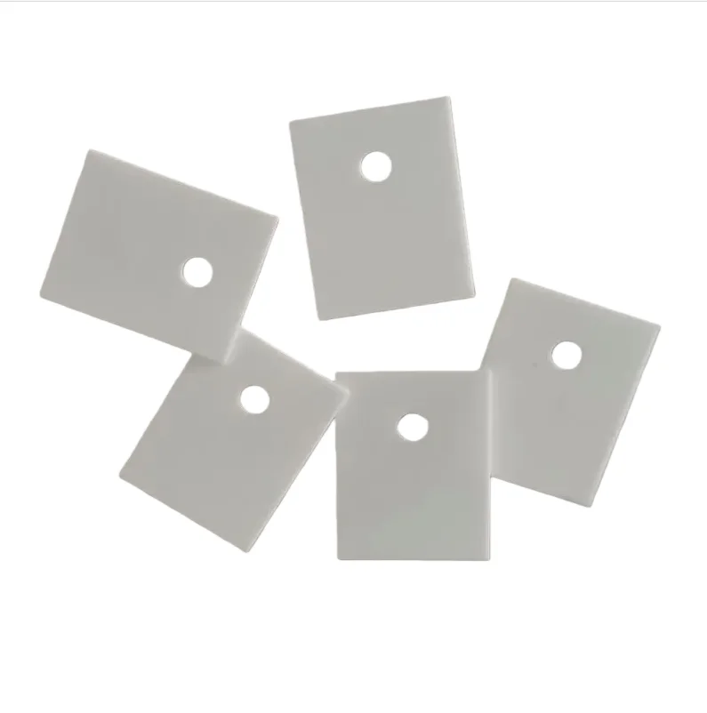 

Керамический лист из оксида алюминия 96% (114*114 мм), разные толщины, износостойкий, высокотемпературный, высокомощный теплоотвод