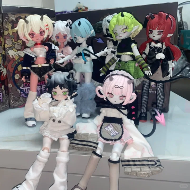

Cooze BJD Devil's Horns 1/8 Scale Movable Doll Ornament Blind Box Creative Desktop Collection Toy with Exquisite Joint Mobility