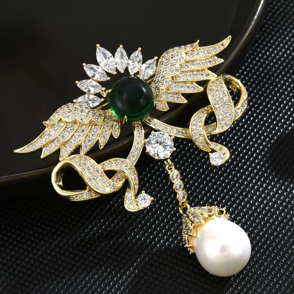 Luxury Palace Zircon Wings Brooches 2022 New Vintage Pearl Pendant Brooch Pin for Woman Clothing Accessories Coat Decoration Pin