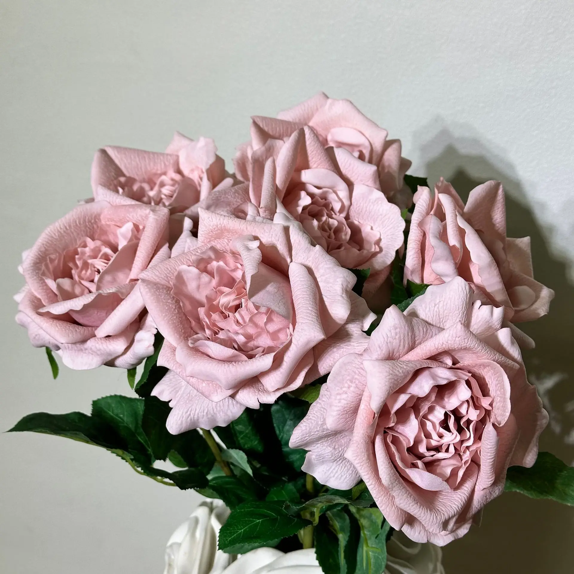 5Pcs Artificial Moisturizing Rose Real Touch Flowers Wedding Decor Rose Bridal Bouquet Party Event Decor Home Layout Faux Floral