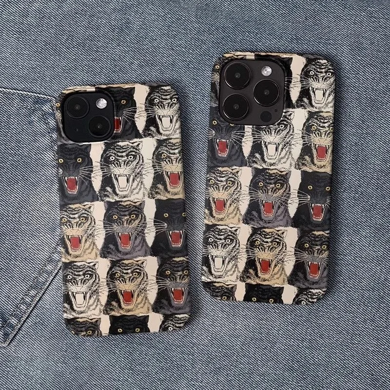 Fierce Tiger & Panther Collage Bold Animal Pattern Edgy جراب هاتف آيفون 17 16 15 14 11 12 13 Pro Max Air Plus الغطاء الخلفي