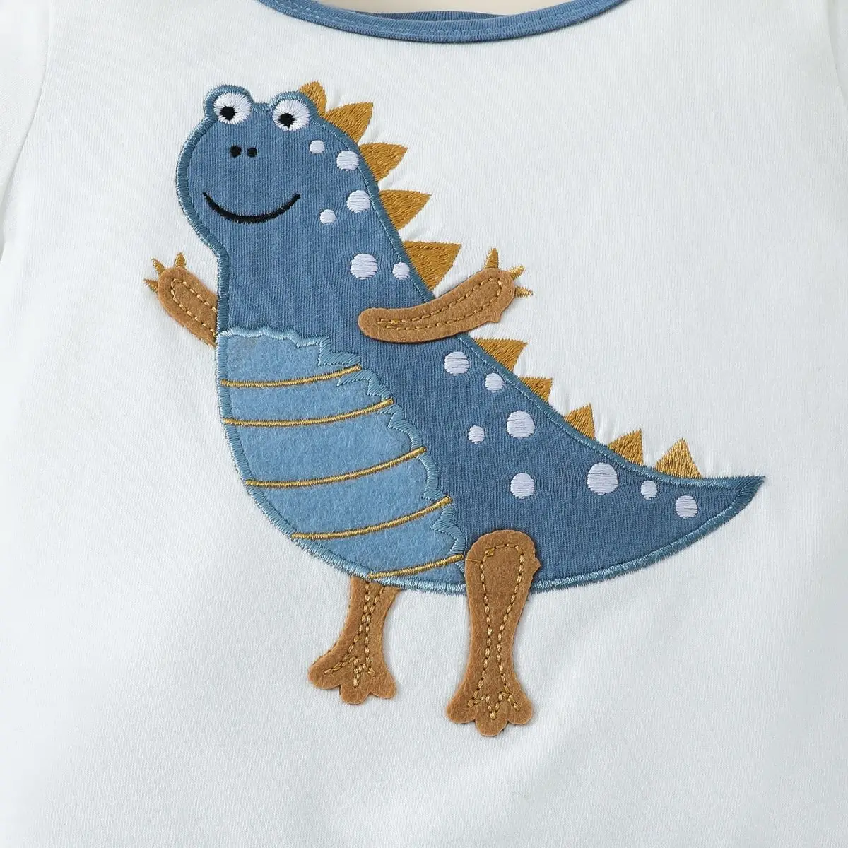 Baby boy letni casual kreskówka dinozaur patch haftowany dopasowany kolorystycznie T-shirt + spodenki z literą dinozaura dwuczęściowy zestaw