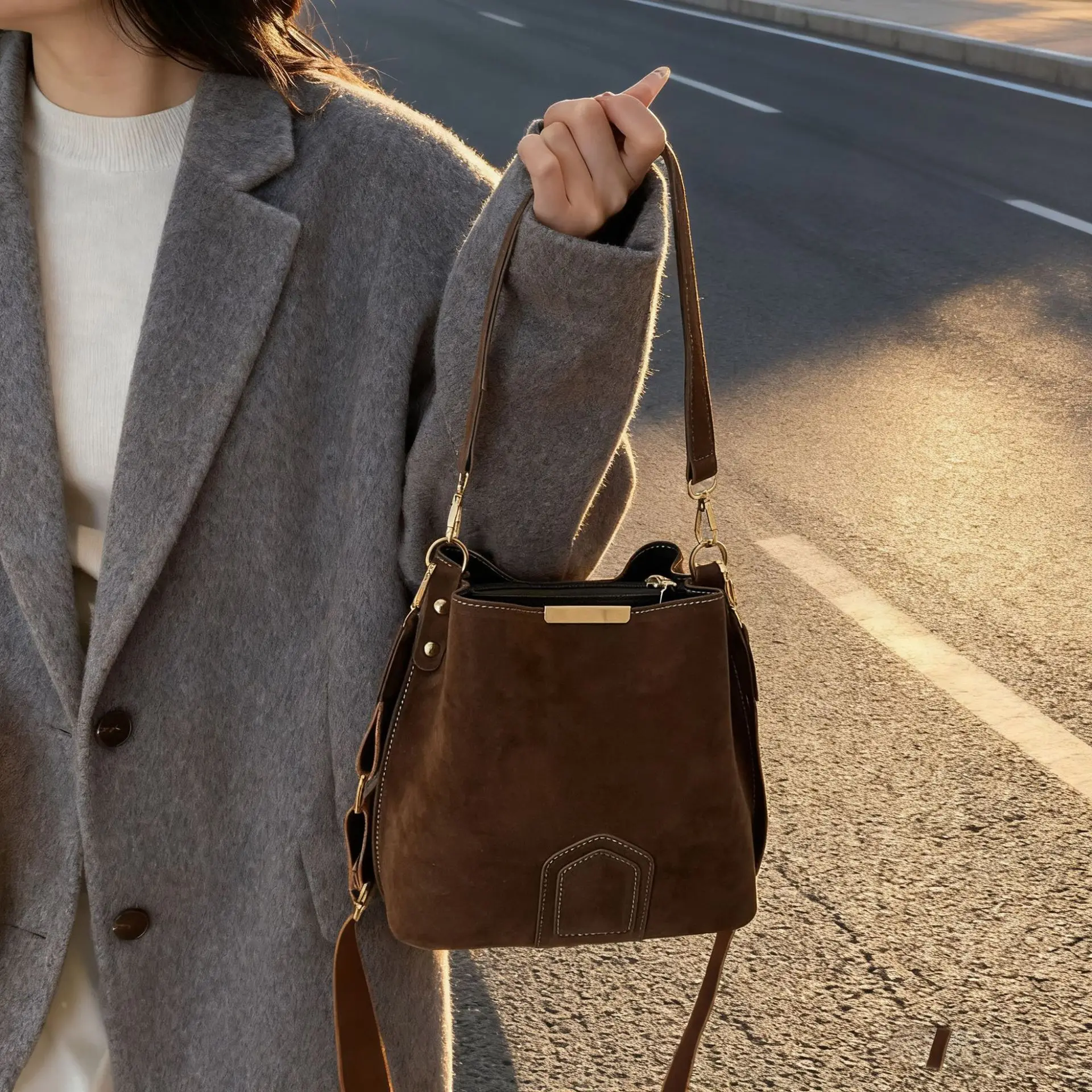 

2025 New Large Capacity Tote Bag for Women, Genuine Leather Multi-way Shoulder Crossbody Purse, Vintage Chic Work Bag