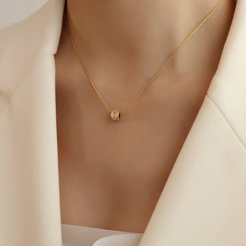 

18K Gold Plated Full Diamond Slim Waist Clavicle Necklace Earrings Set Titanium Steel French Design Women's Jewelry
