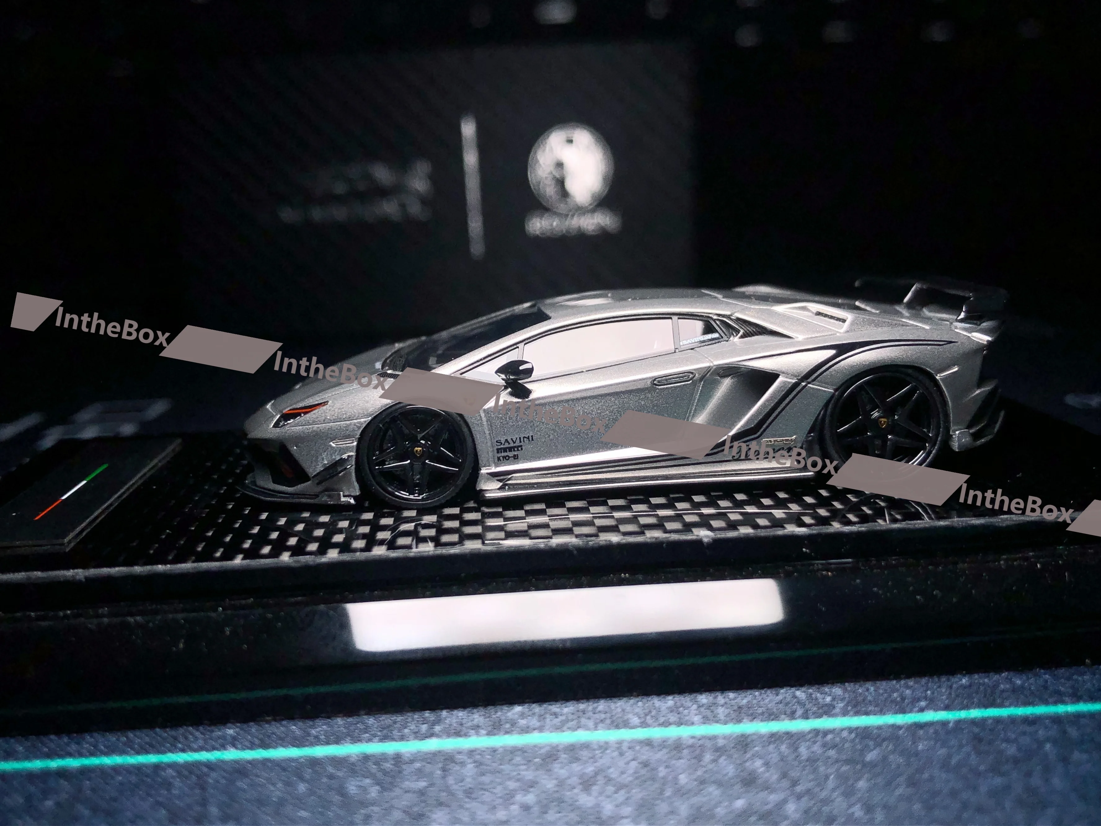 YM 1:64 Aventador S Rowen Resin Model Car Collection Limited Edition Hobby Toys