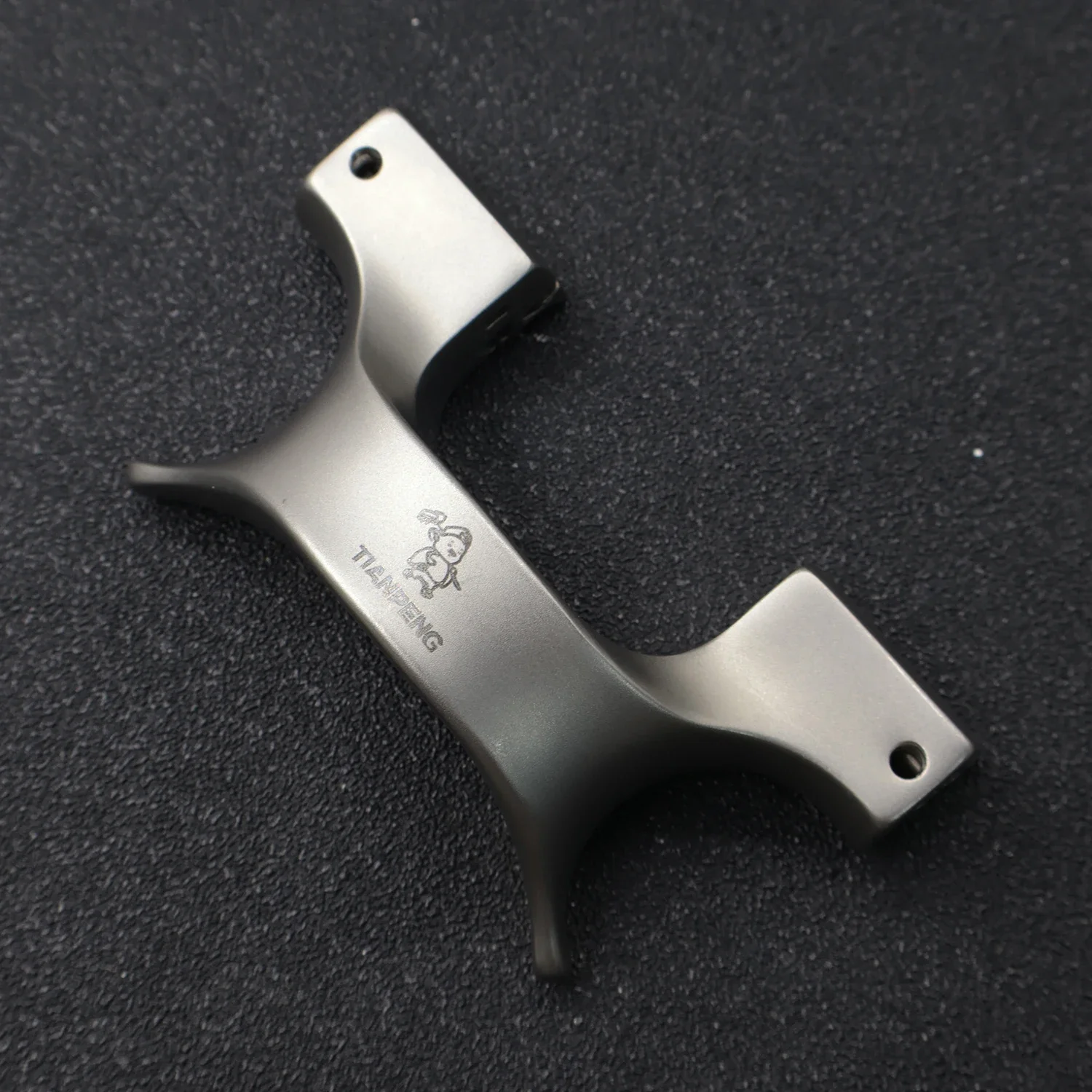 

Stainless Steel Slingshot Head Tooth Pressure Design Assembly Slingshot Special Accessories DIY Slingshot Parts