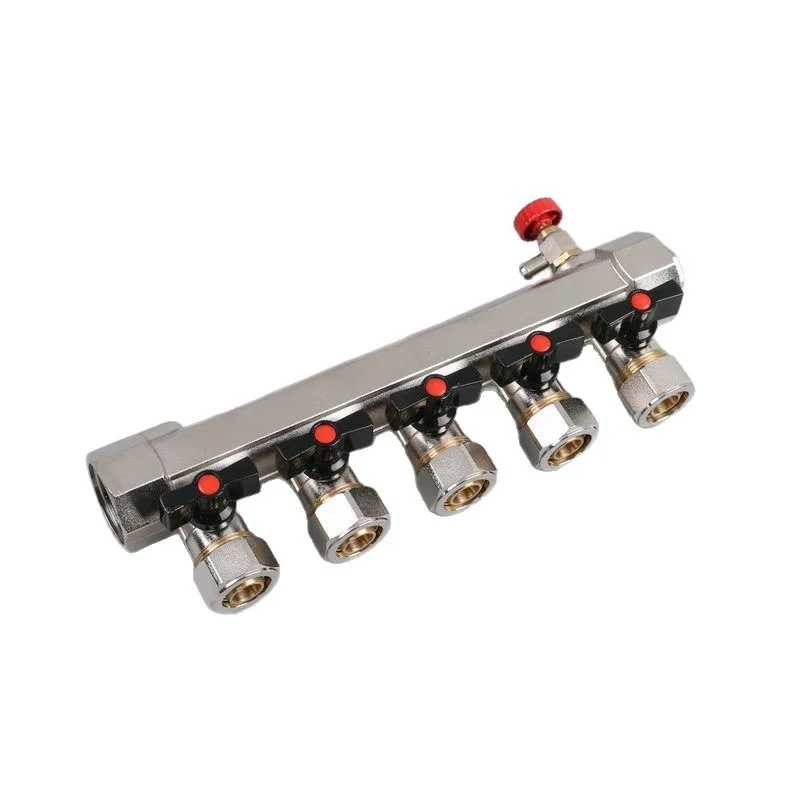 Water separator, brass floor heating water separator, forging and pressing integrated 58-3 general engineering water separator