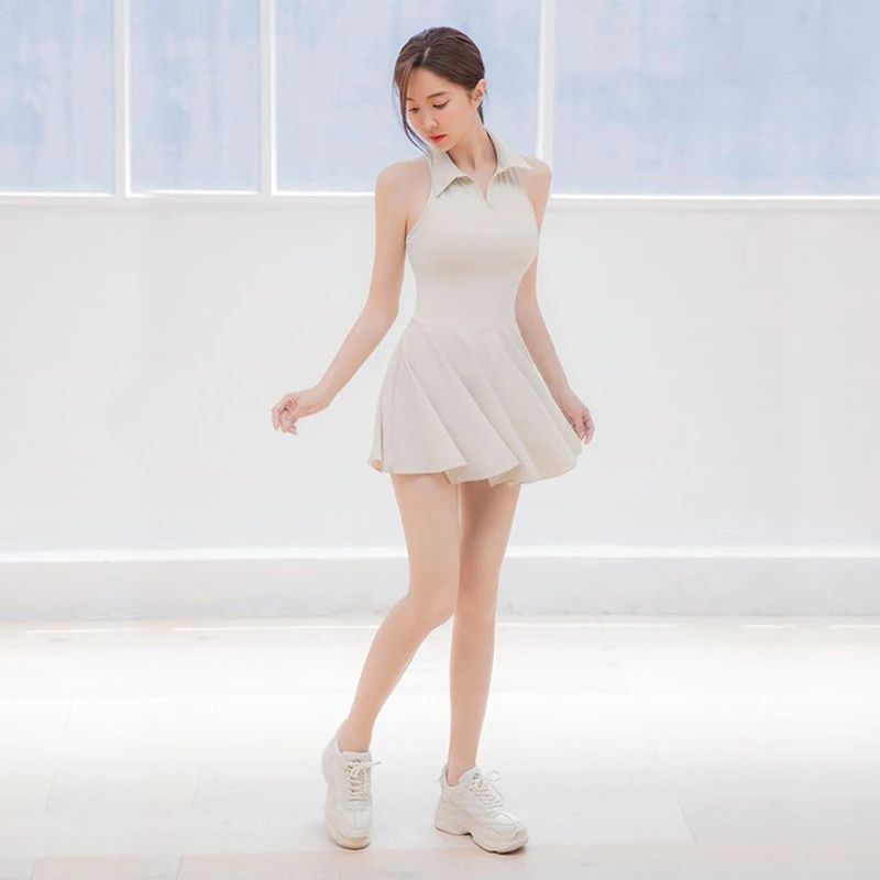 バドミントン服女性の新しい夏テニスショートスカートプロフェッショナルプラスサイズノースリーブゴルフドレススポーツセット