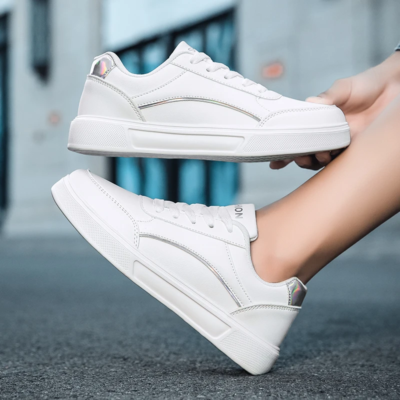 أحذية النساء 2025 موضة جديدة أحذية التزلج للنساء في الهواء الطلق أحذية مشي أحذية رياضية للنساء مريحة zapatos de mujer