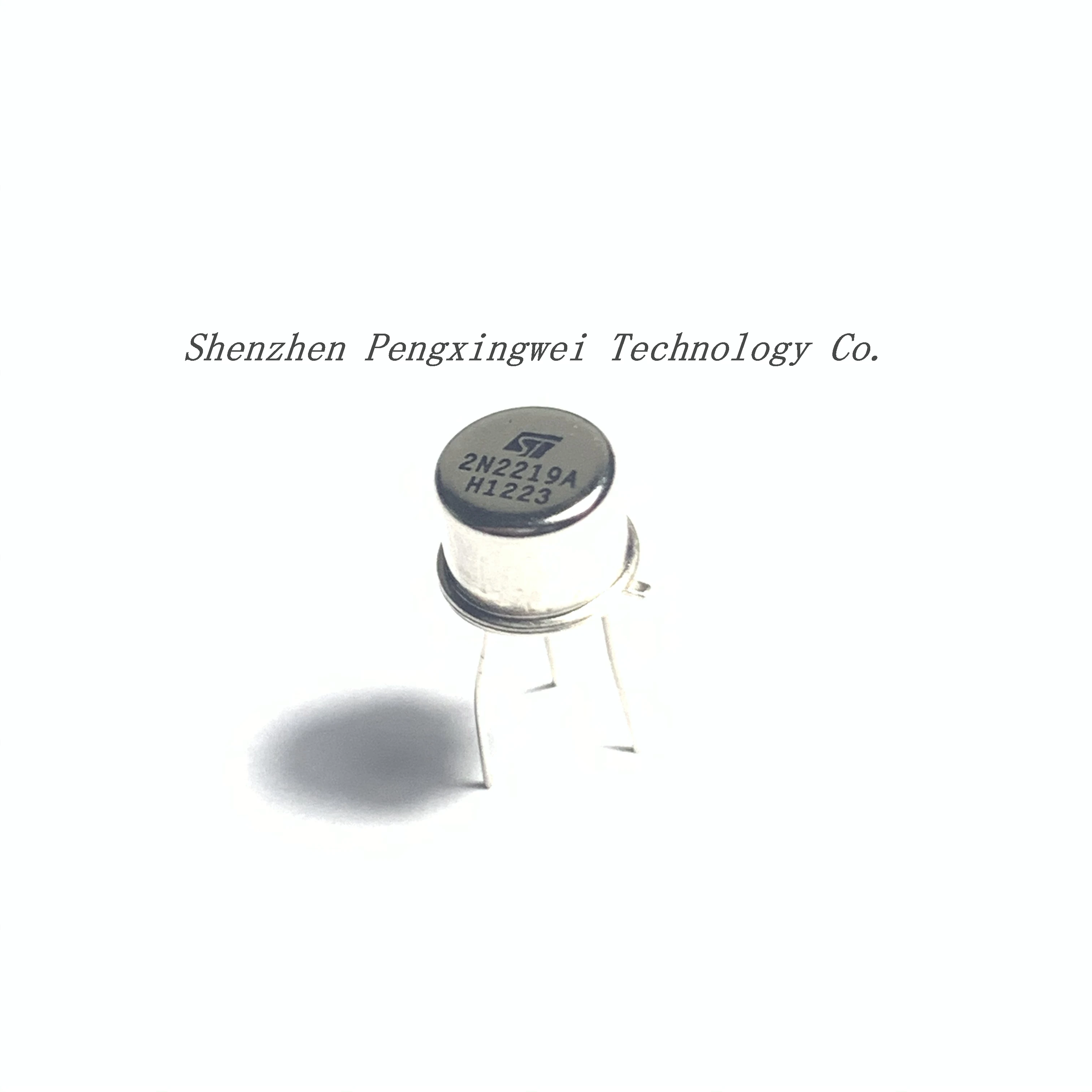 

(5 шт.) 2N2219A 2N2219 2N22 2N 2219A 100% неоригинальный Триод TO-39/CAN3 (BJT)
