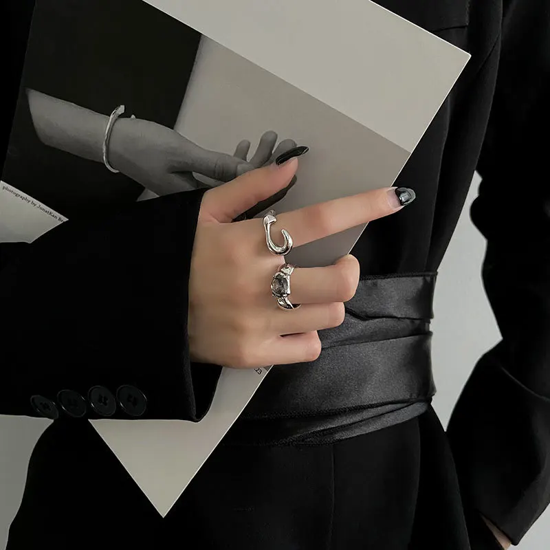 

Korean version of irregular niche design ring female ins ring tide cold wind simple