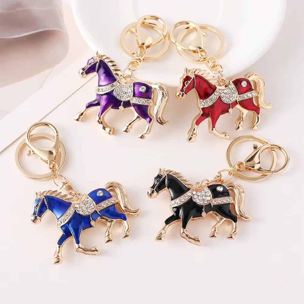 2026 New Horse Keychain Crystal Metal Pony Handbag Pendant Fashion Key Ring New Year Souvenir Gift