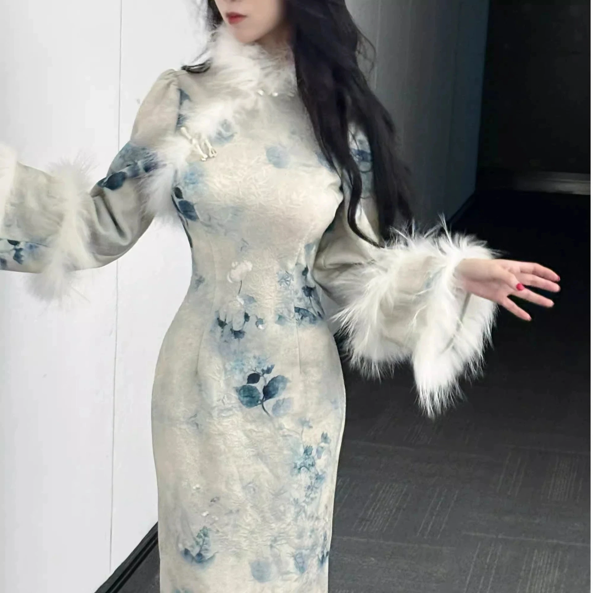 

2026 women Vintage long sleeved embroidered velvet waist cinched cheongsam jumpsuit long skirt
