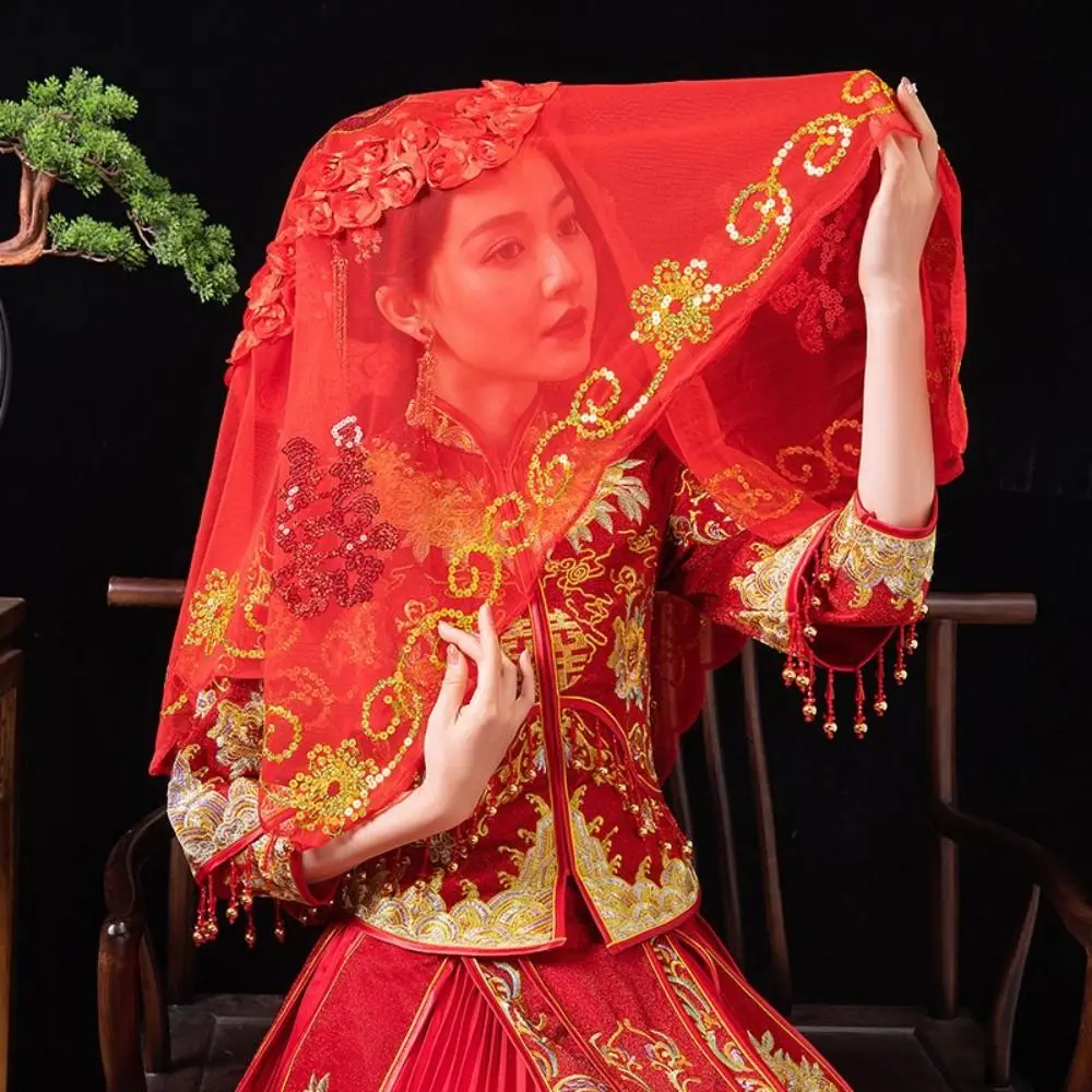 フェニックスウェディングアクセサリー 刺繍入り古代風タッセル付き赤いベール ブライダルヘッドウェア 中国風ウェディングヘッドウェア レースベール 花嫁ベール