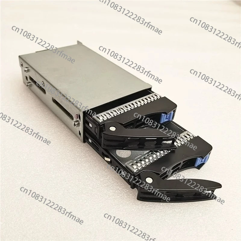 

Серверный корпус 2,5-дюймовый черный жесткий диск с возможностью горячей замены