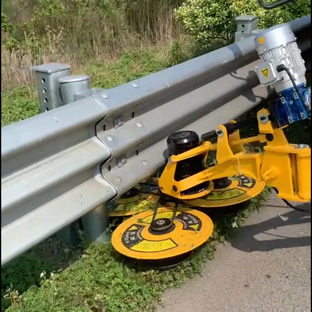 automatically avoid obstacles vehicle-mounted hedge trimmer for clear weeds under the fence