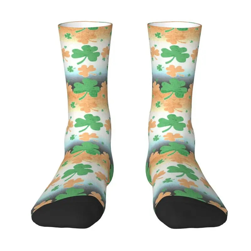 Shamrocks In Distressed Irish Flag calzini da uomo Unisex Kawaii irlanda primavera estate autunno inverno Dress Socks