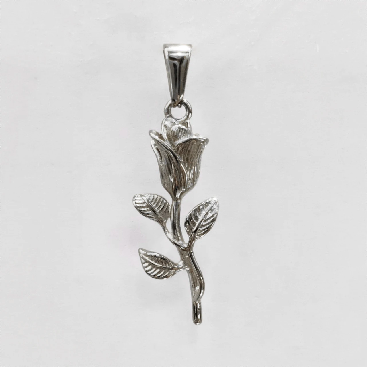 Vintage Rose Flower Necklaces For Women Pendant Necklace 316L Stainless Steel Clavicle Chain Fashion Jewelry Gift