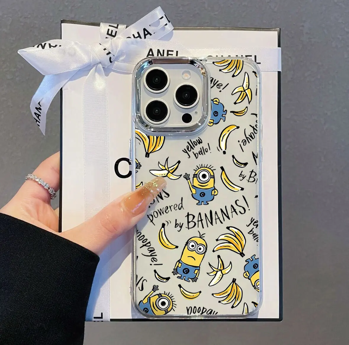 Funda de teléfono divertida y encantadora de M-Minions para iPhone 17 16e 16 15 14 13 12 11 Pro Max X XR XSMAX 8 7 Air Plus, funda suave transparente