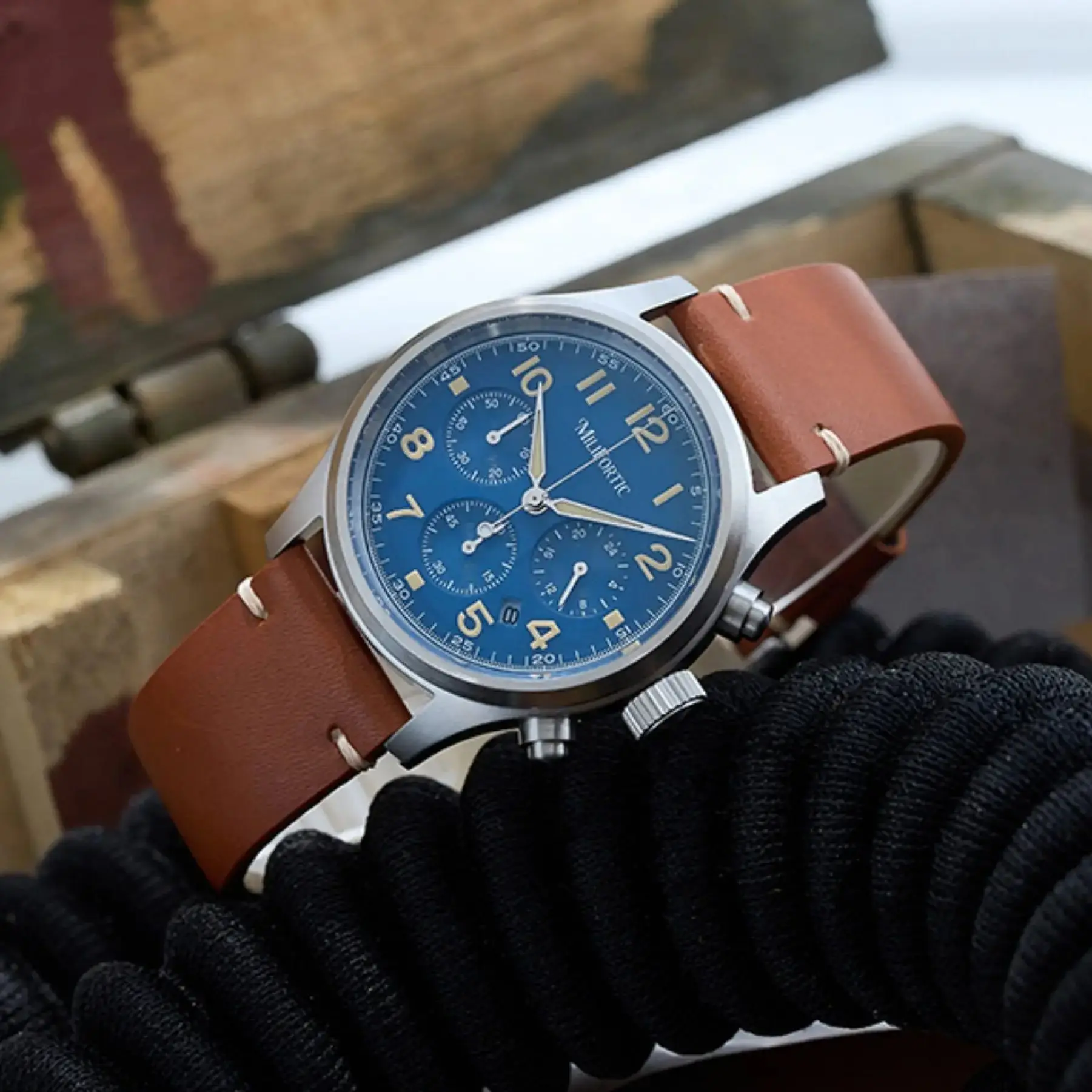 Milifortic Men Chronograph Watch Aviator 39mm Solar Quartz Wristwatch Sapphire Mirror Luminous 10ATM Waterproof VS75