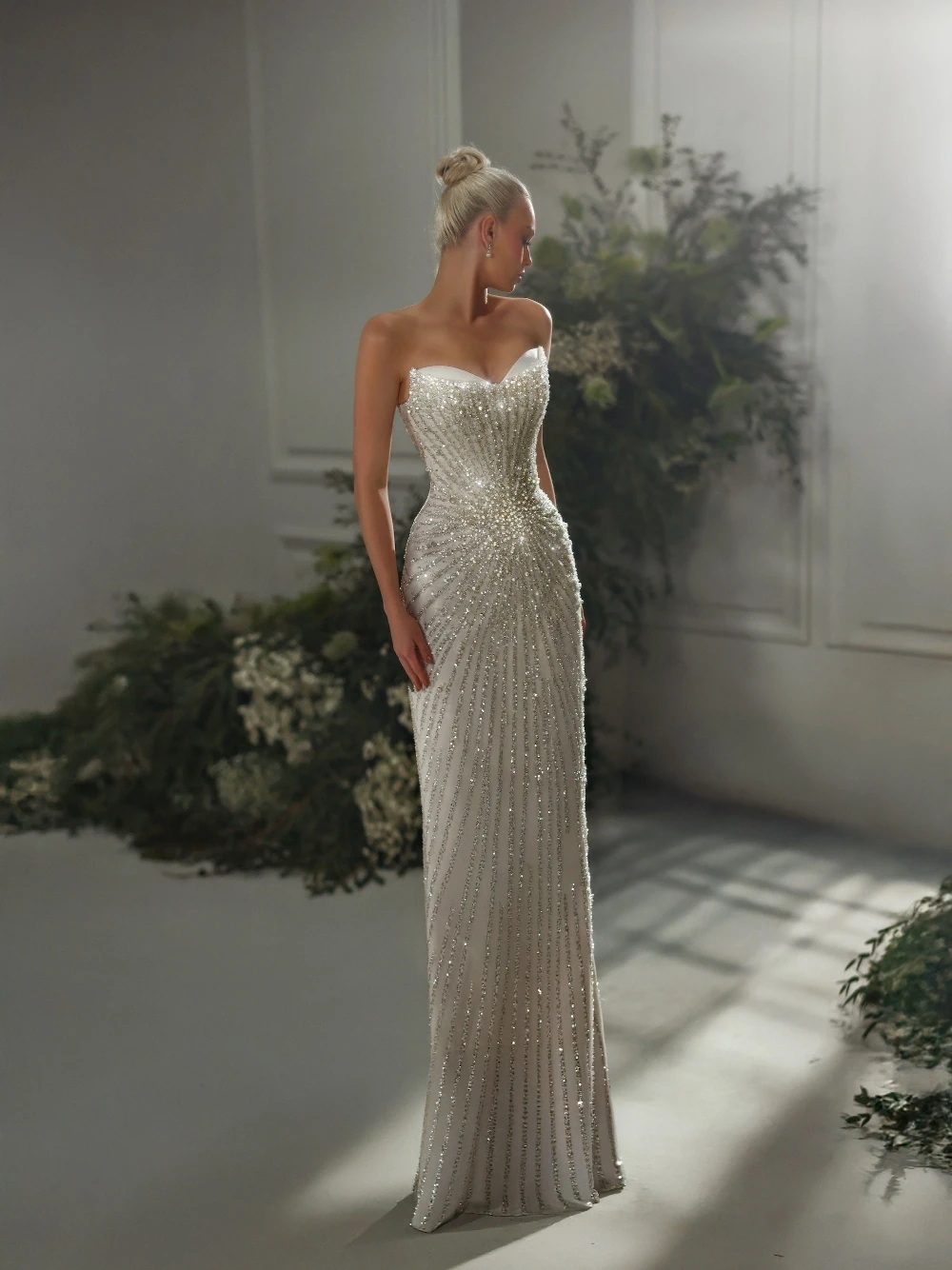 Gorgeous Detachable Satin Train Wedding Dress Delicate Sequined V Neck Customized Bridal Gown Graceful Modern Luxury Bride Wear