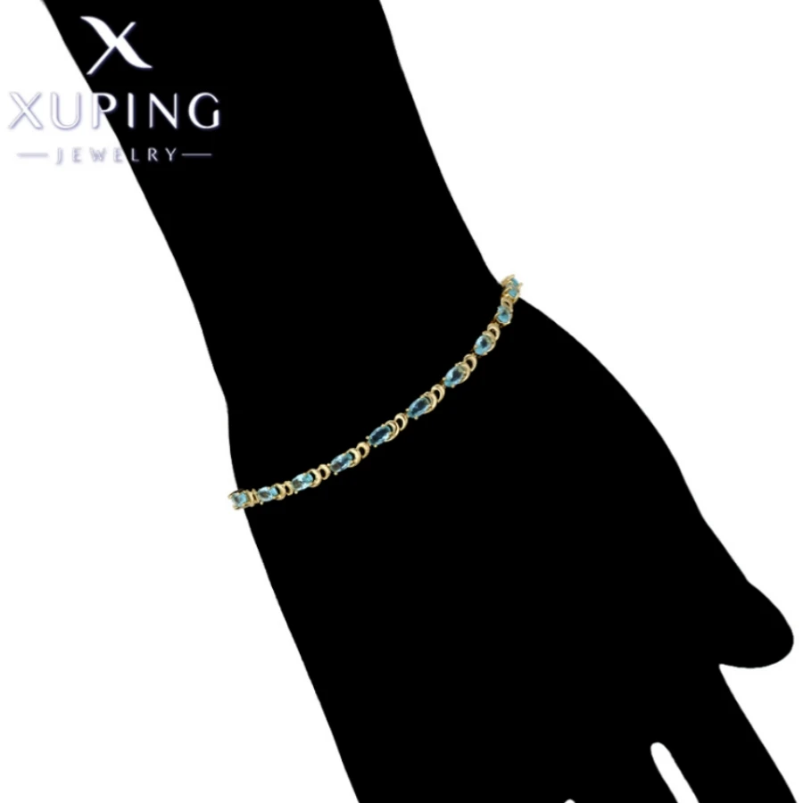 Xuping Jewelry Trendy Exquisite Elegant Women\'s Bracelet Light Gold Color Birthday Christmas Gifts X001000381