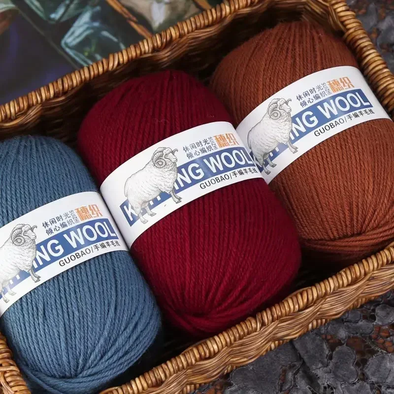 100% Merino Wool Yarn Luxurious&Soft Yarn for Hand Knitting&Crocheting Hand Knitting Scarf Sweater DIY Doll Woven Material