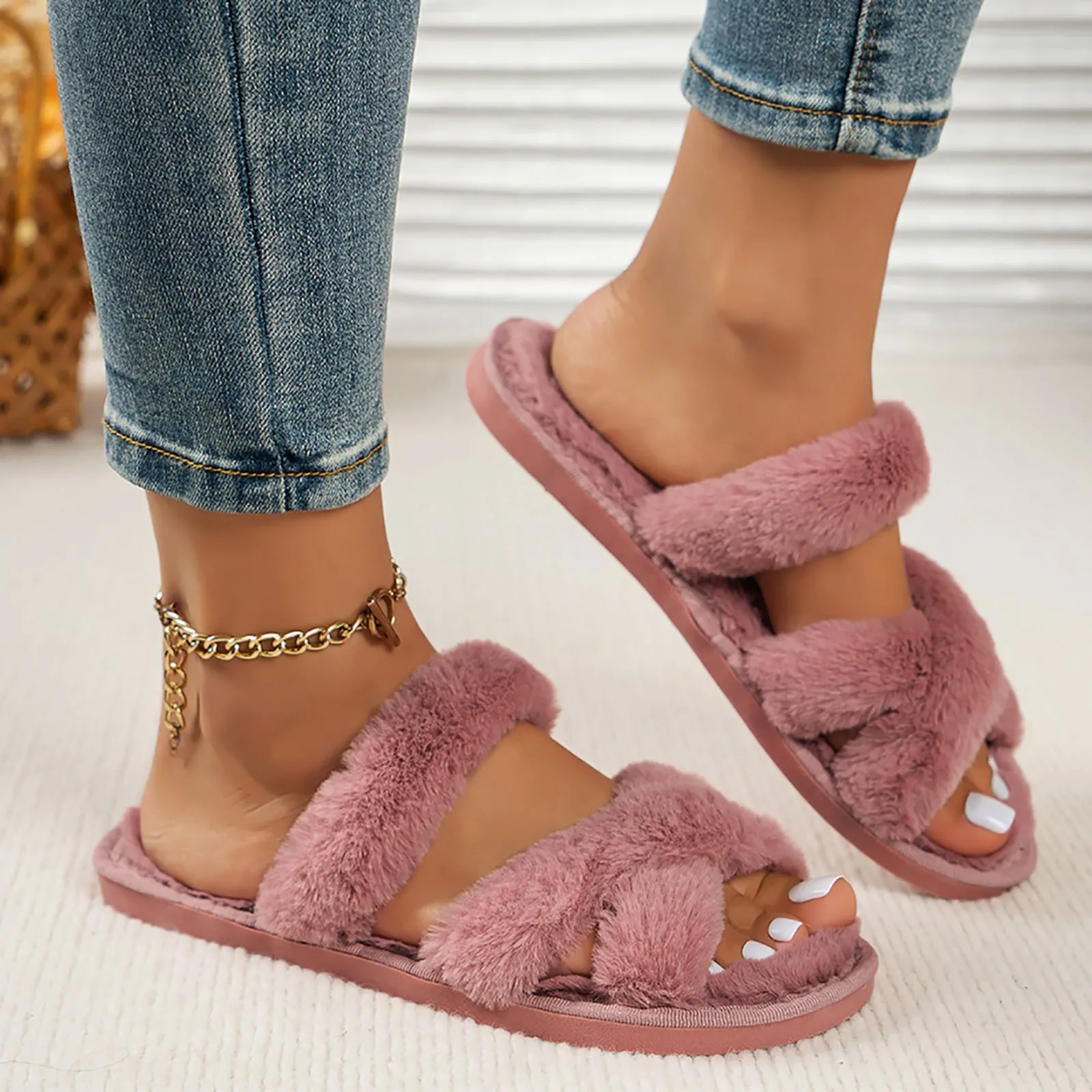 Soft Fluffy Fur Slippers New Women Winter House Warm Furry Slippers Women Flip Flops Home Slides Flat Indoor Floor Shoes