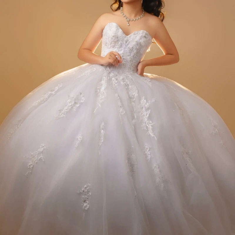 

White Shiny Ball Gown Quinceanera Dresses Applique Lace Tull Corset Off Shoulder Sweet 16 Dress Vestidos 15 De Anos