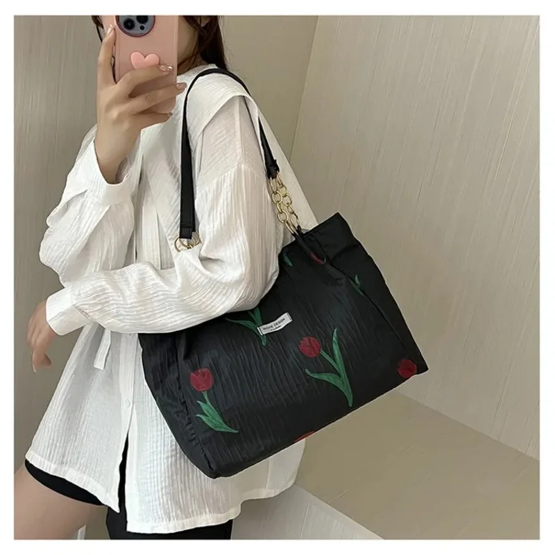 Monederos y bolsos florales de tendencia para mujer, bolso de hombro con perlas de tulipán