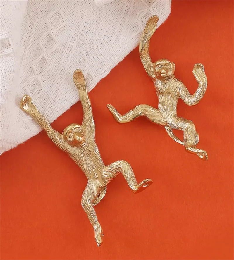 Full Copper Furnitue Handle Single Hole Drawer Door Knob Gold Monkey Rabbit Shape Wardrobe Cupboard Cabinet Door Handles Pulls