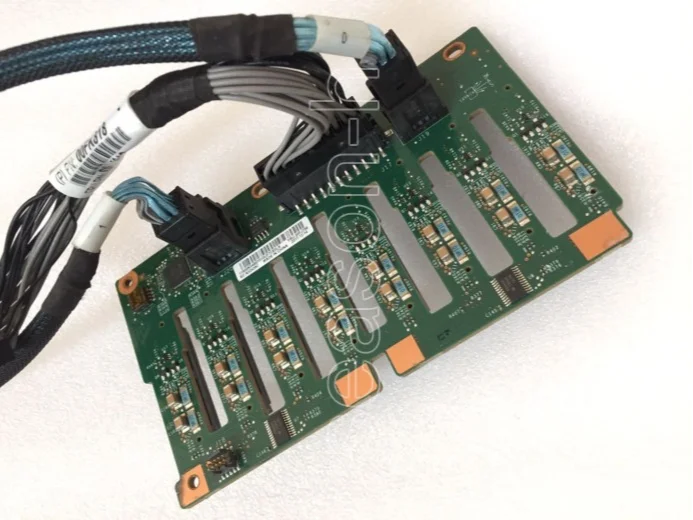 00FJ756 X3650 M5 Server 8X2.5 HDD Backplane