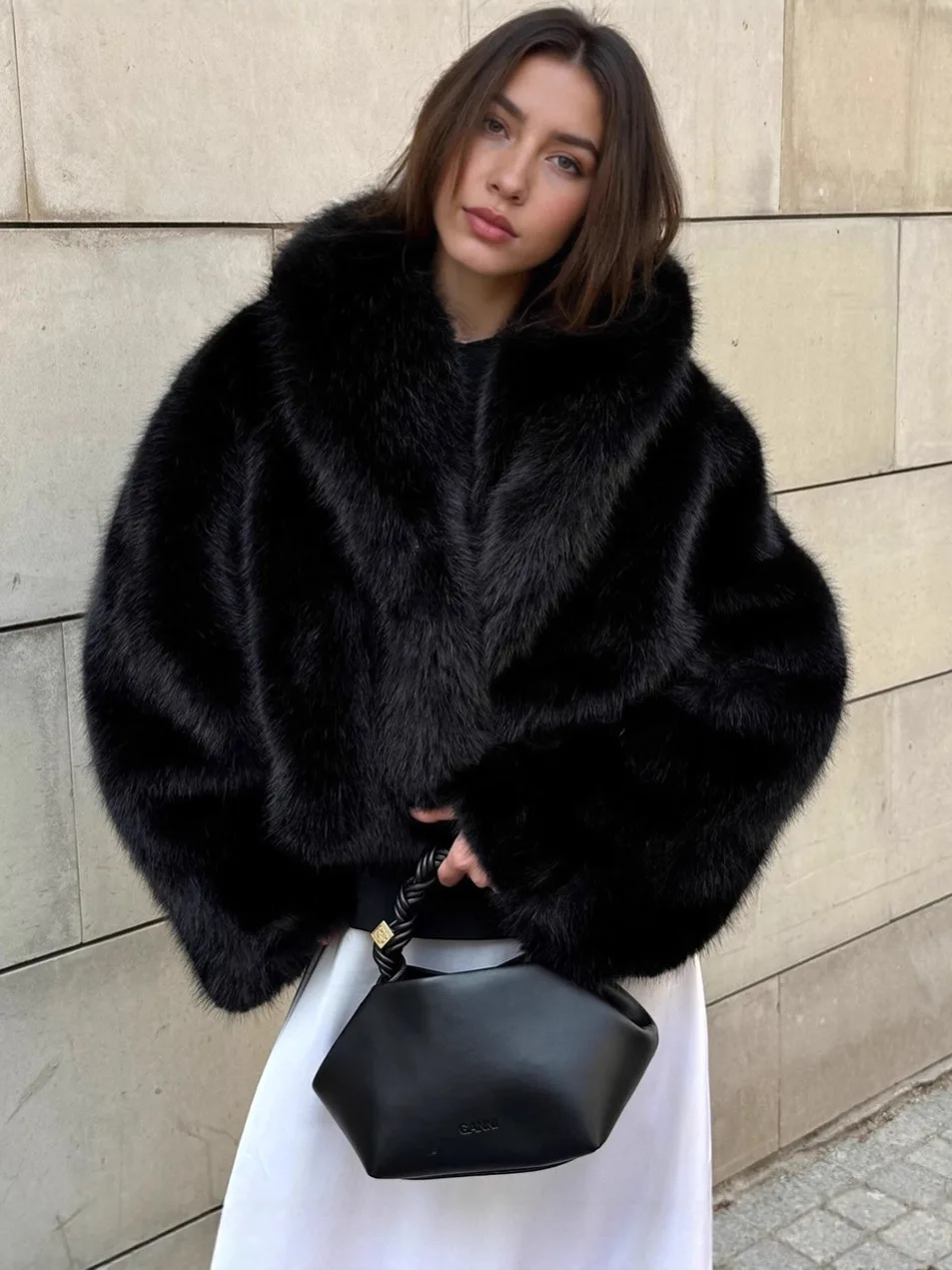 

Thickened Lapel Faux Fur Effect Plush Eco-Friendly Fur Coat Laid-Back Style Warm And Stylish Outerwear for Casual Occasions