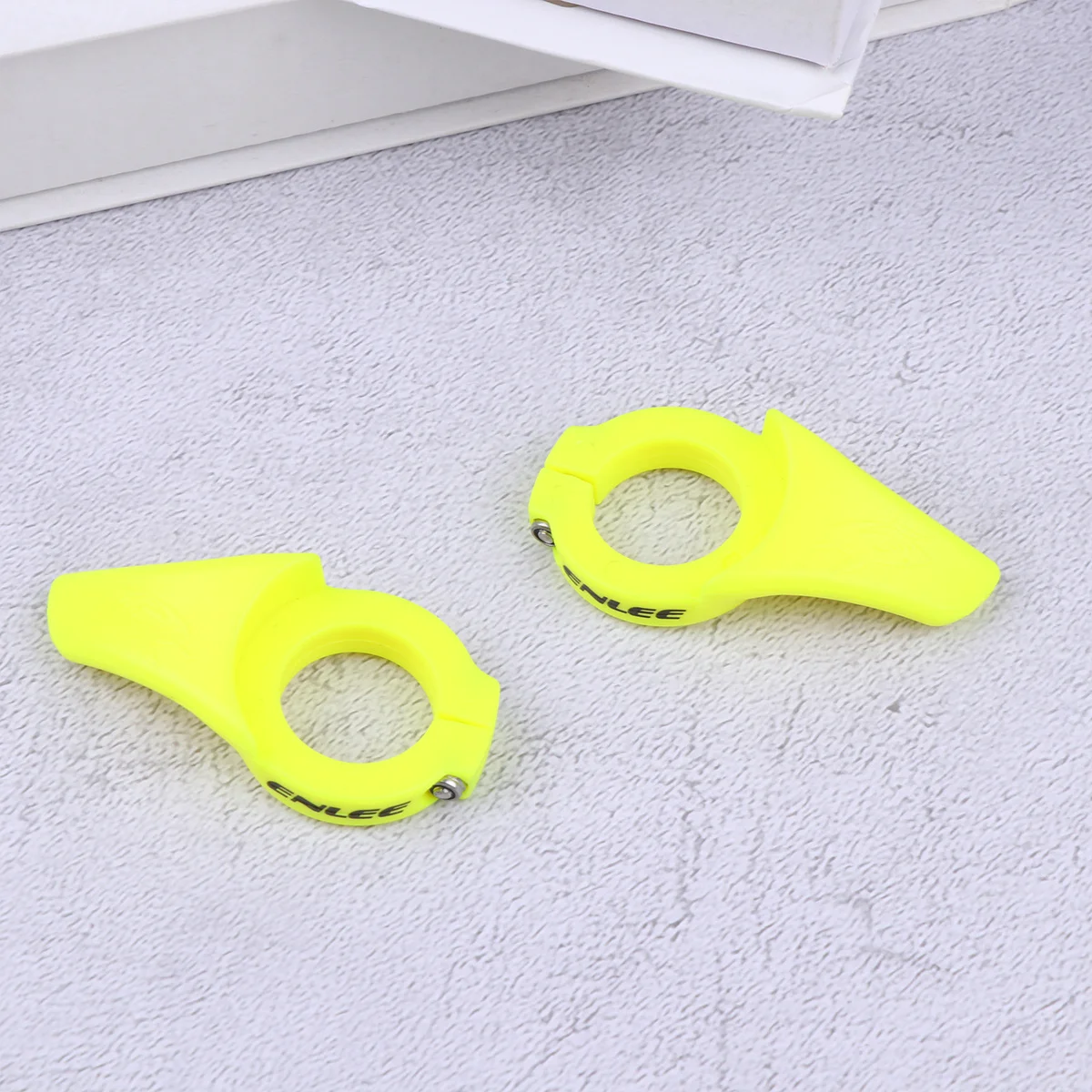 1Pair Horn Bike Handlebar Lightweight Durable Fixed Gear Thumb Rest Reduce Wrist Fatigue Mountain Road Bike Handlebar Yellow