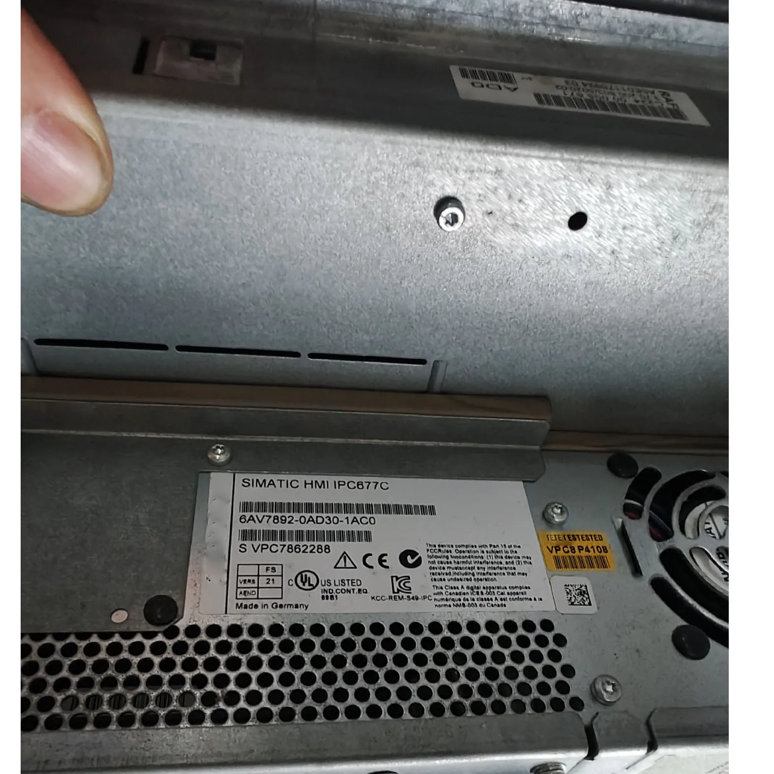 IPC677C 6AV7892-0AD30-1AC0 산업용 제어 화면 보증 포함