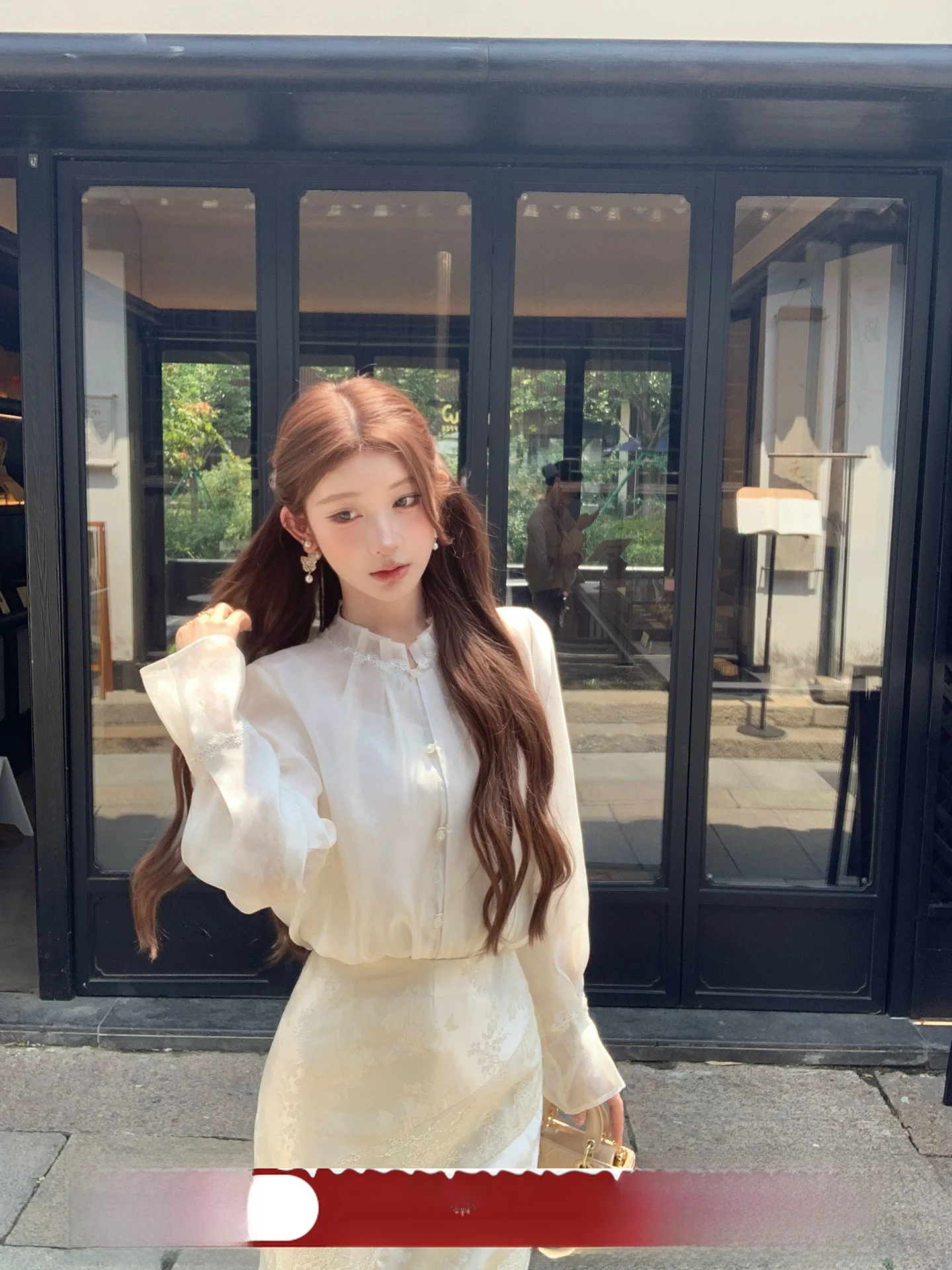 

Женская блузка NMIOK с кружевными вставками и воротником-стойкой, приталенная, бежевого цвета, для осеннего сезона, в китайском стиле, свободного кроя, с длинными рукавами