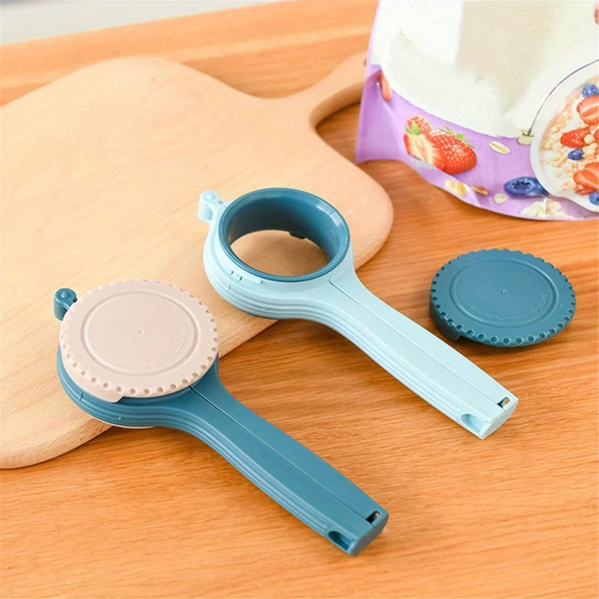 Food Storage Bag Sealing Clips Plastic Cap Sealer Clip with Pour Spouts Snack Storage Fresh Clamp Kitchen Organizer Pink