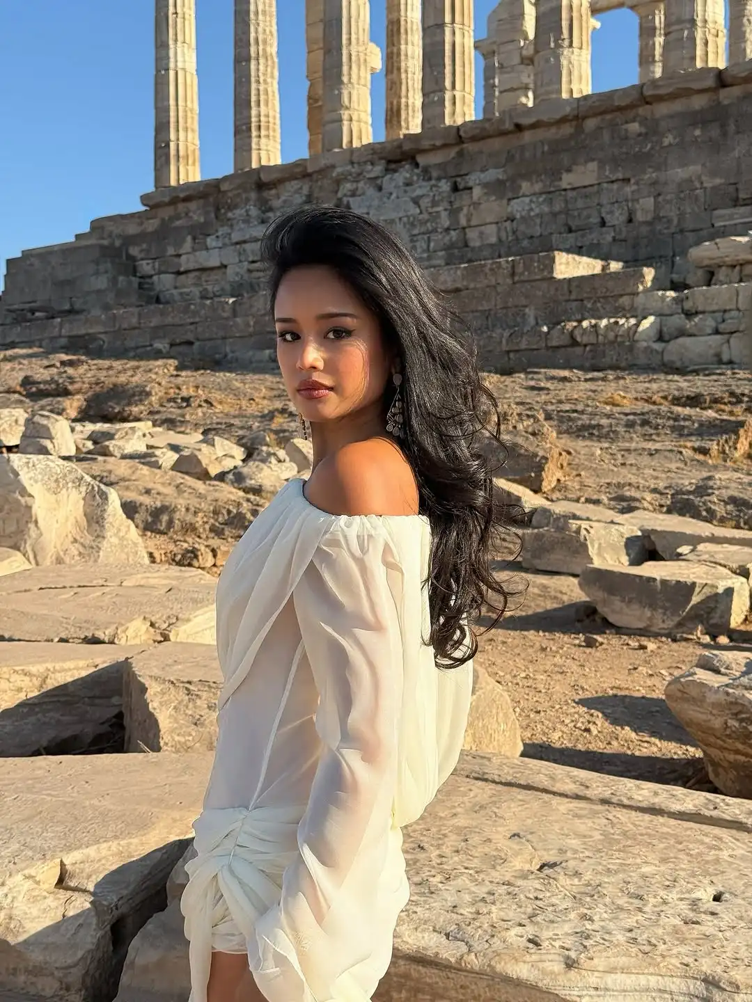 여성 시크 섹시 스트랩리스 드레스 긴 소매 오프숄더 하이웨이스트 리본 플리츠 슬림 드레스 여성 2025 휴가 비치 로브