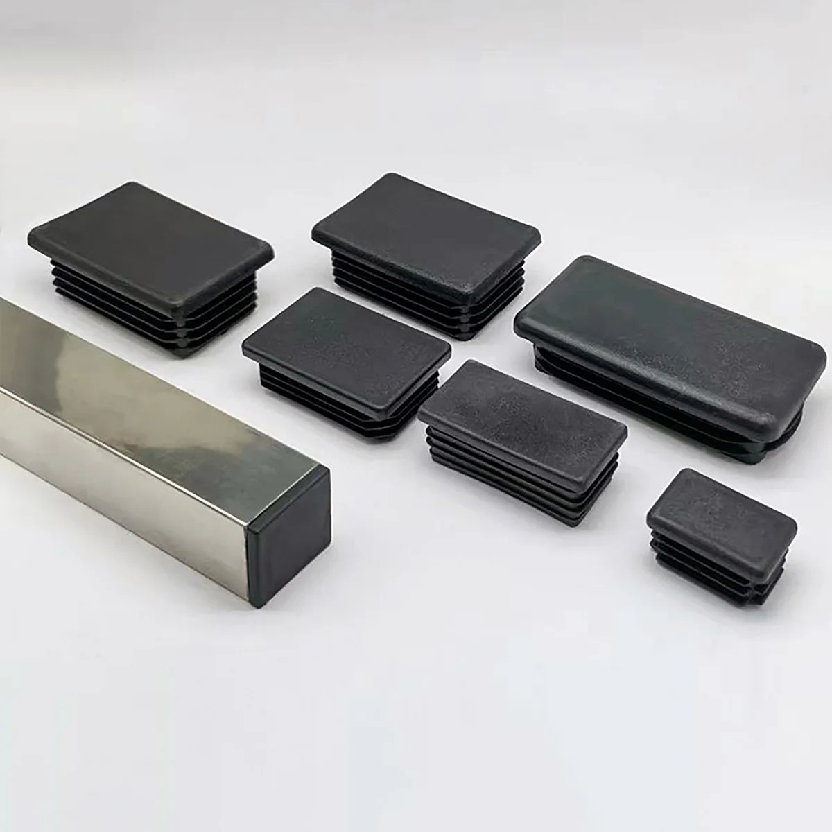 Tutup Plastik Hitam Persegi Penutup Dalam 10*20/30/40/50 20*30/40mm Pelindung Gasket Penutup Debu Penutup Ujung Untuk Pipa Baut Furnitur