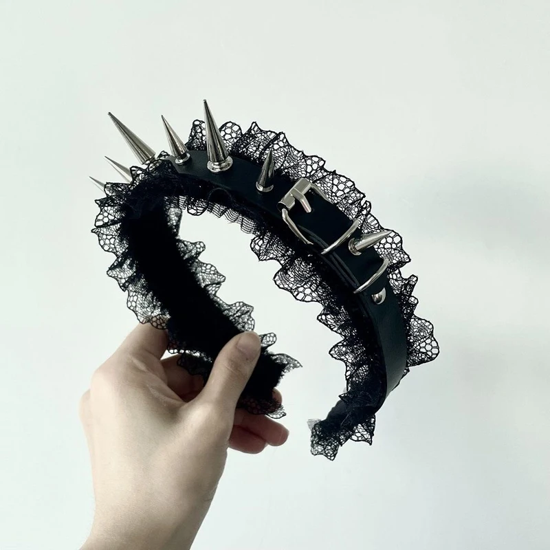 Mode Punk Goth Stirnband für Frauen und Mädchen Niet Design Haarband Cosplay Kopfschmuck Silber Goldene Haar Zubehör