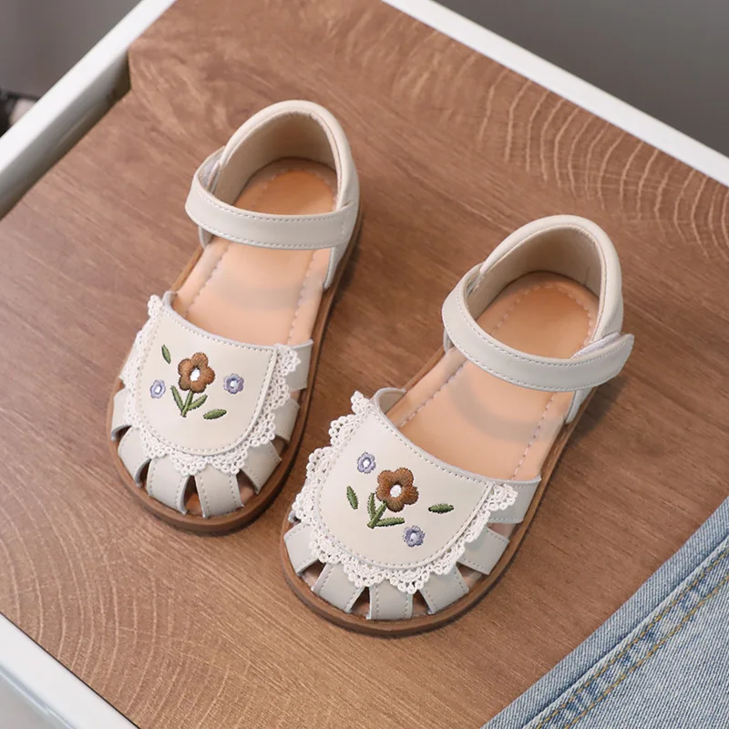 Children Sandals Girl\'s Fashion Embroidery Geniune Leather Sandals Anti-slip Soft Bottom Summer Princess Sandals Size 22-31