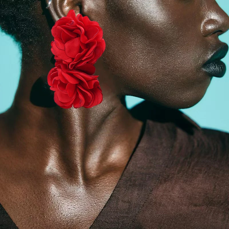 

Beach resort style fabric multi-color exaggerated three-dimensional large flower earrings in summer fashion and versatile