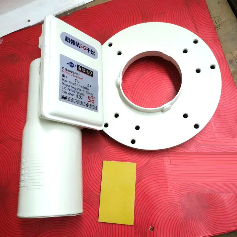Universal C Band LNB Oscilador local duplo de polarização dupla cantar LNBF com suporte Solução única Lnb com placa fdielétrica