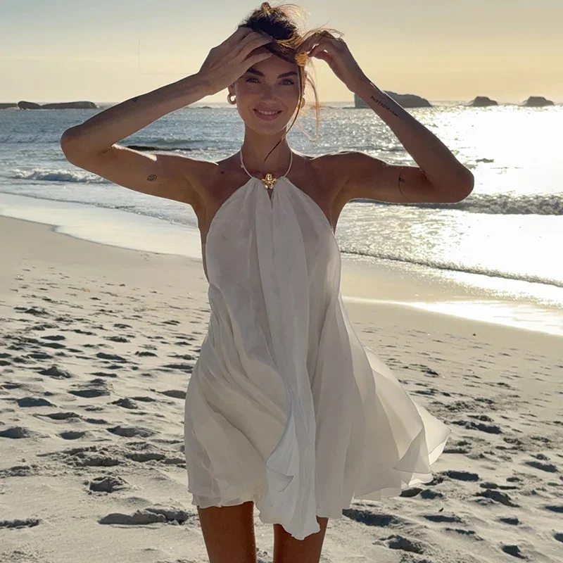 

Backless Vacation Halter Dress Female Elegant Flower Metal Buckle Short Dress Casual Loose Lace Up Female Summer Dress
